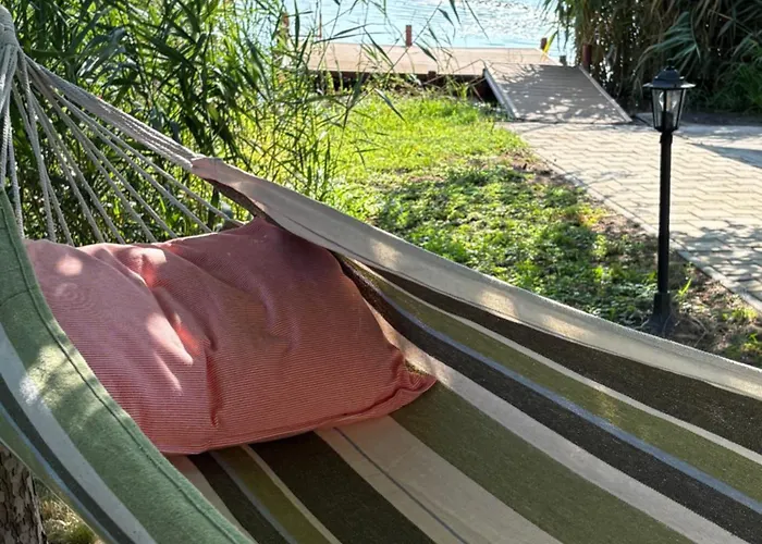 Viola Horgasz-es Vendeghaz Case de vacanță Tiszaug